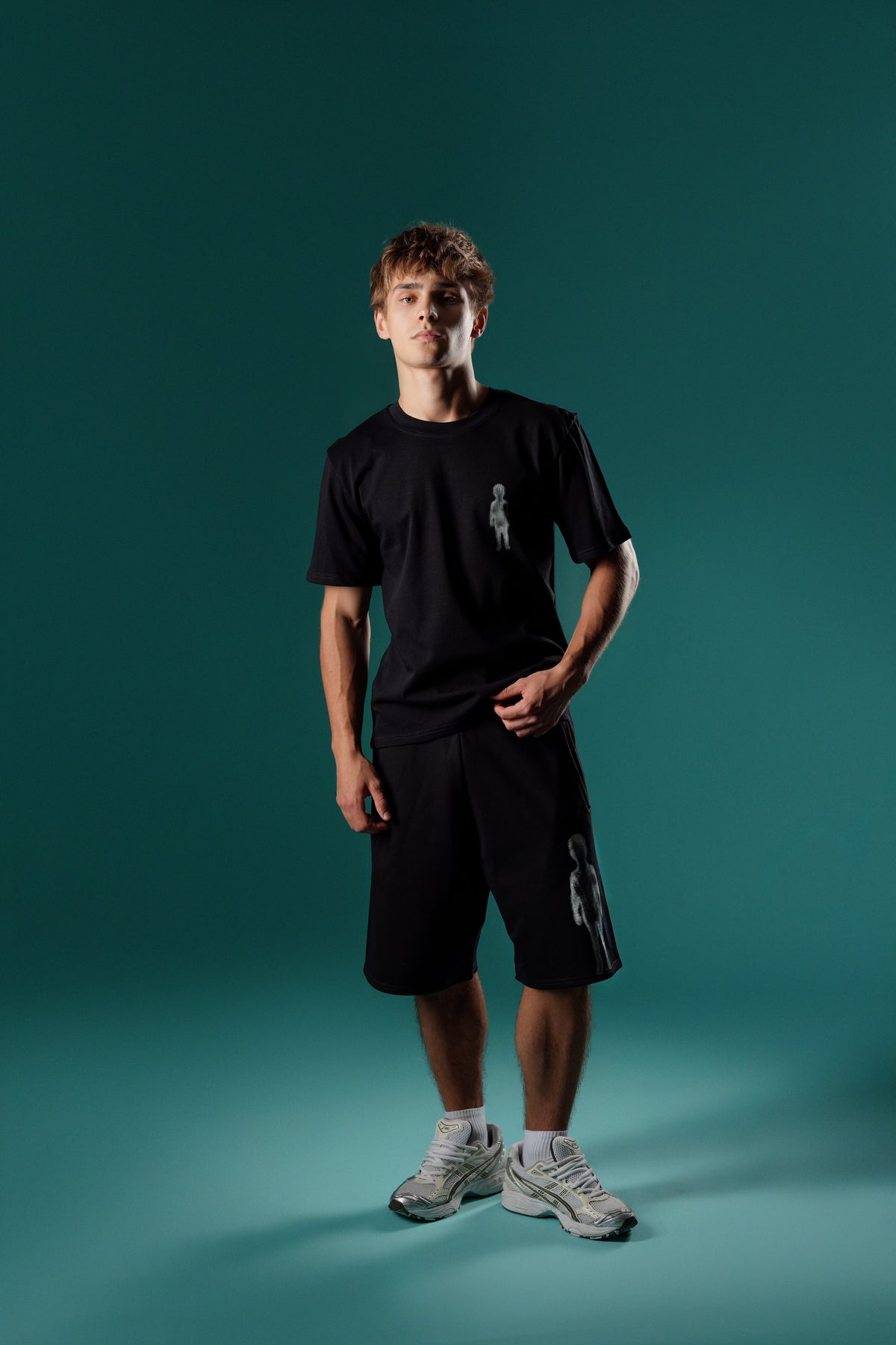 Shadow Figure Slim Tee - Black