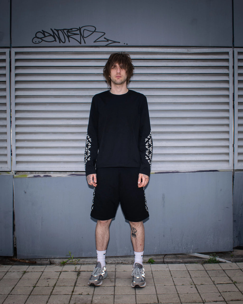 Longsleeve - Чорний