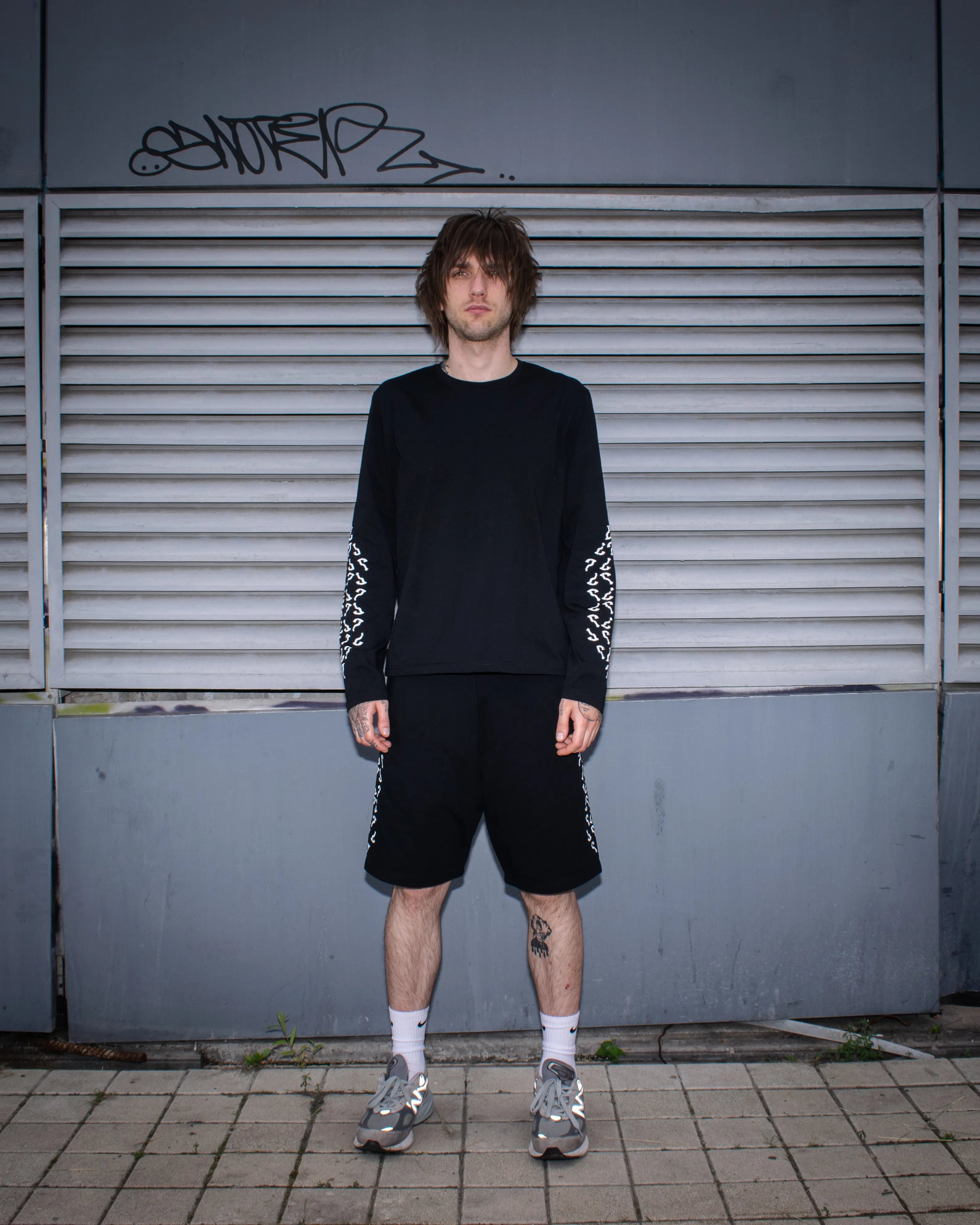 Longsleeve - Чорний